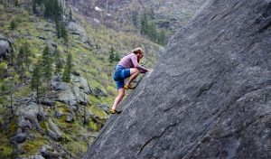 mountainclimbing 300x176 - mountainclimbing